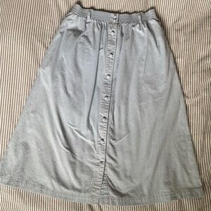 Russ Petites Vintage Blue A-Line Button Down Skirt with Floral Belt, size 10.